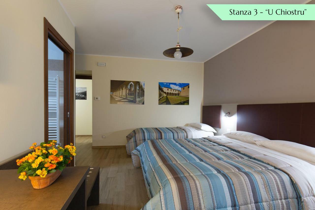 B&B Loreto Sant'Angelo di Brolo Екстериор снимка